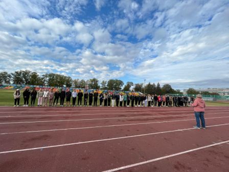 студенты ГБПОУ «Лабинского медицинского колледжа» продолжают выполнять нормативы ГТО